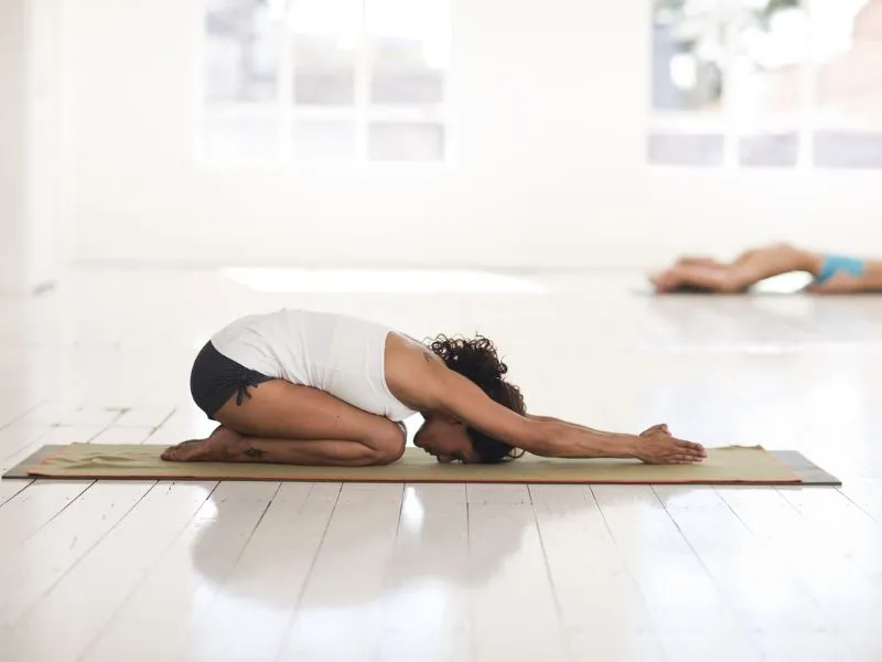 yoga asanas for knee pain